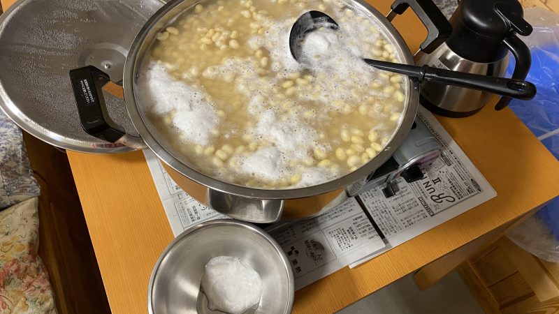 【豆を炊く】早朝入りの酵素味噌作り教室の準備！あっヒノキ女子ちゃんがお年玉使いましたわ